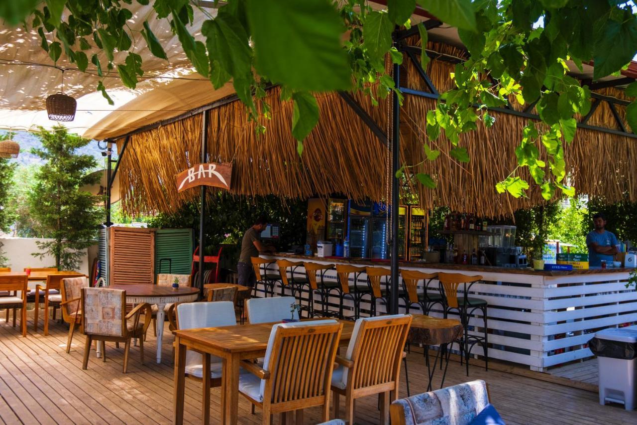 Ceneviz Hotel Адрасан Екстериор снимка