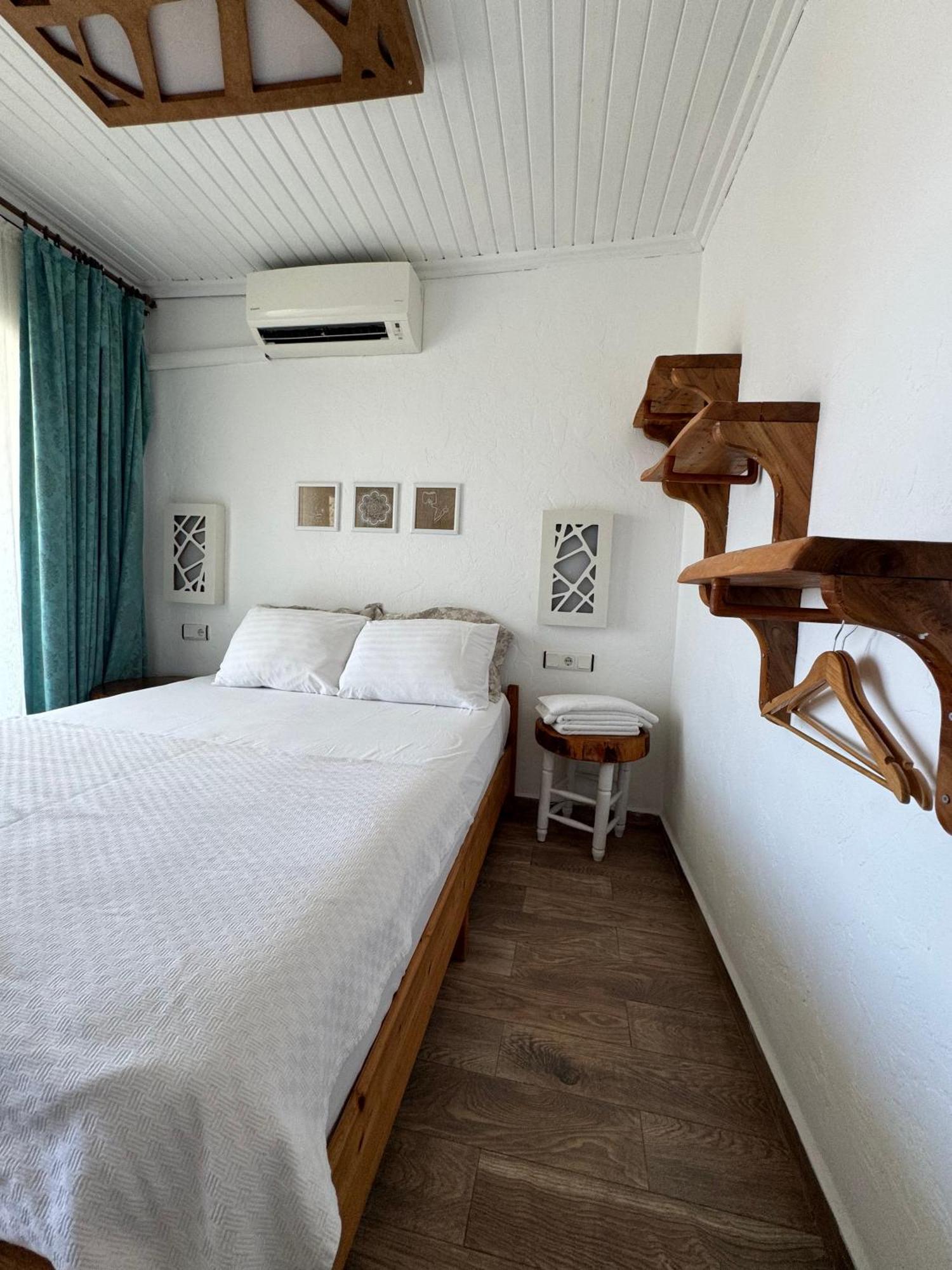 Ceneviz Hotel Адрасан Екстериор снимка